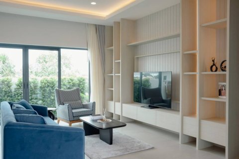 Villa in Hua Hin, Thailand 3 bedrooms № 132817 - photo 5