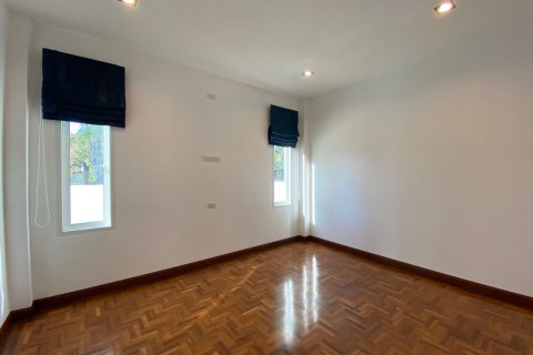 Maison à Chiang Mai, Thaïlande 5 chambres № 80607 - photo 24