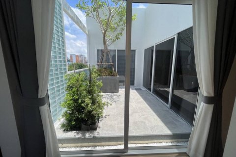 House in Suan Luang, Bangkok, Thailand 4 bedrooms № 104584 - photo 8