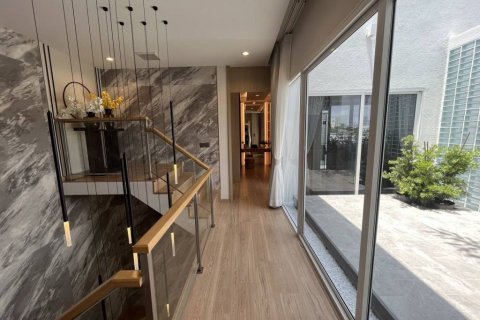 House in Suan Luang, Bangkok, Thailand 4 bedrooms № 104584 - photo 5
