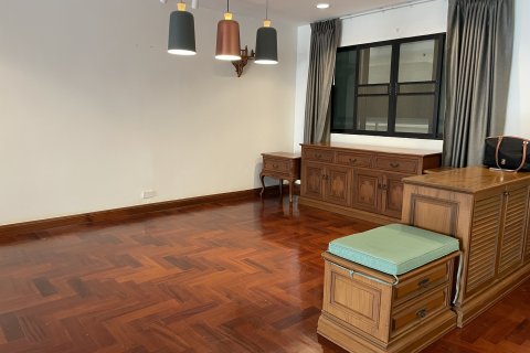 Кондоминиум с 3 спальнями в Ваттхане, Бангкок, Таиланд № 126565 - фото 3