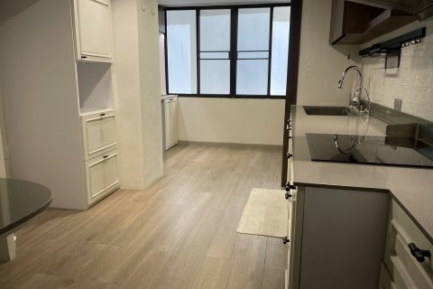 Кондоминиум с 3 спальнями в Ваттхане, Бангкок, Таиланд № 126565 - фото 10