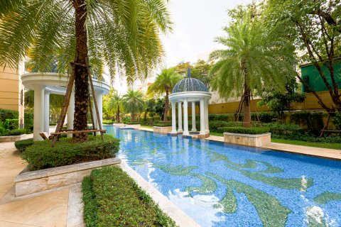 Condo in Watthana, Bangkok, Thailand, 2 bedrooms  № 126566 - photo 14