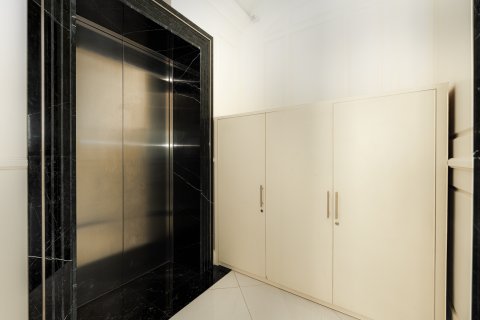 Condo in Watthana, Bangkok, Thailand, 2 bedrooms  № 126566 - photo 13