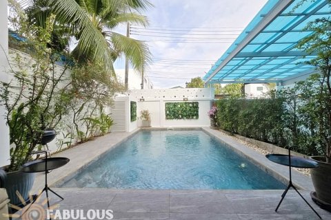 Villa in Kathu, Thailand 4 bedrooms № 124366 - photo 12