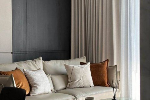 Кондоминиум с 3 спальнями в Бангкоке, Таиланд № 86479 - фото 2