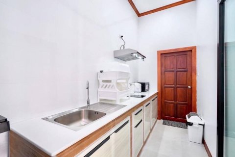 Villa in Pran Buri, Thailand 3 bedrooms № 104786 - photo 7
