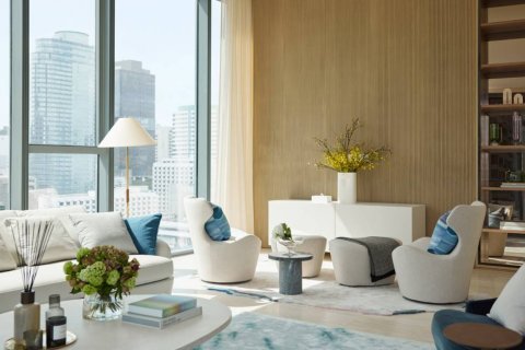 Condo in Bangkok, Thailand, 2 bedrooms № 104782 - photo 3