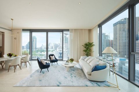Condo in Bangkok, Thailand, 2 bedrooms № 104782 - photo 1