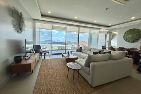 Condo in Bang Tao, Thailand, 3 bedrooms  № 121129 - photo 2