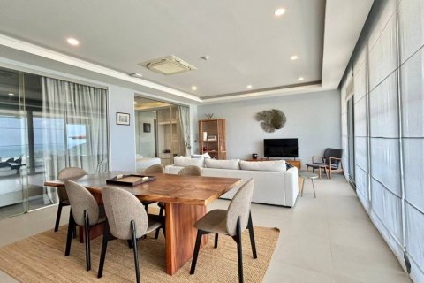 Condo in Bang Tao, Thailand, 3 bedrooms  № 121129 - photo 4