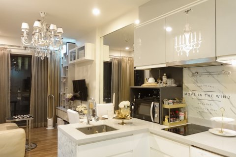 Condo in Phra Khanong, Bangkok, Thailand, 1 bedroom  № 143253 - photo 6