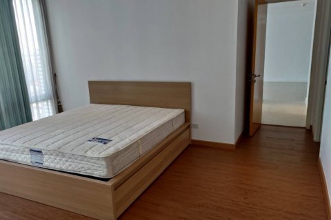 Condo in Bangkok, Thailand, 2 bedrooms  № 143256 - photo 5