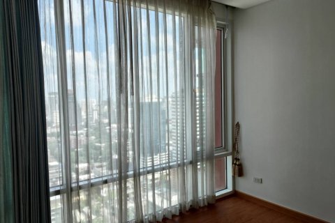 Condo in Bangkok, Thailand, 2 bedrooms  № 143256 - photo 11