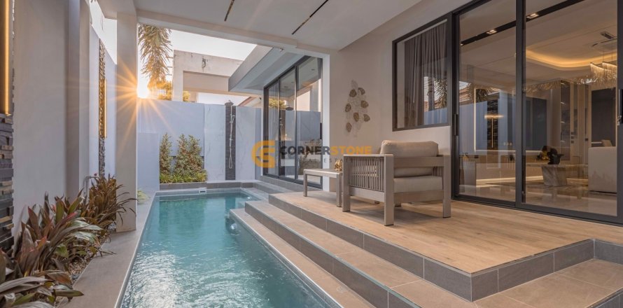 Studio on Jomtien Beach, Pattaya, Thailand № 124125