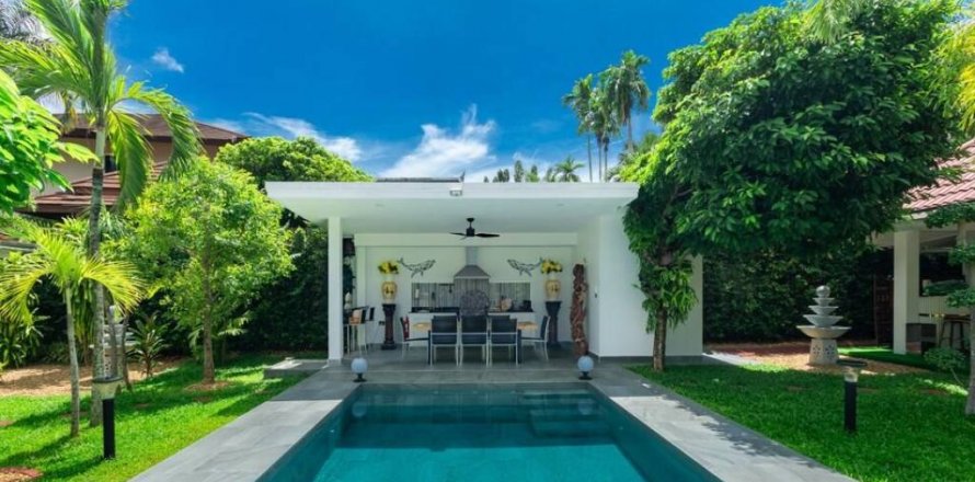 Villa à Rawai, Thaïlande 4 chambres № 86679