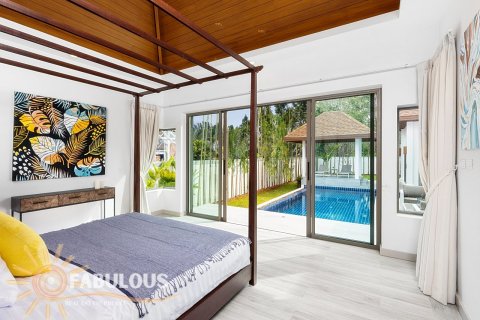 Villa in Rawai, Thailand 4 bedrooms № 124323 - photo 18