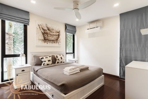 Villa in Phuket, Thailand 5 bedrooms № 124327 - photo 17
