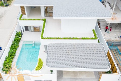 Villa in Phuket, Thailand 4 bedrooms № 124326 - photo 10