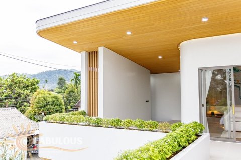 Villa in Phuket, Thailand 4 bedrooms № 124326 - photo 8