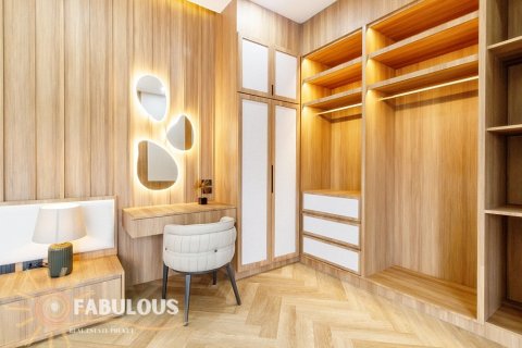 Villa in Phuket, Thailand 4 bedrooms № 124326 - photo 7