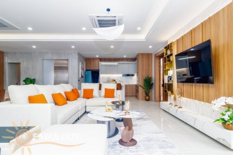 Villa in Phuket, Thailand 4 bedrooms № 124326 - photo 18