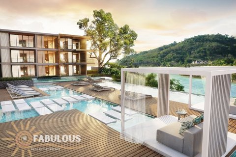 Кондоминиум с 1 спальней в Патонге, Таиланд № 124328 - фото 1