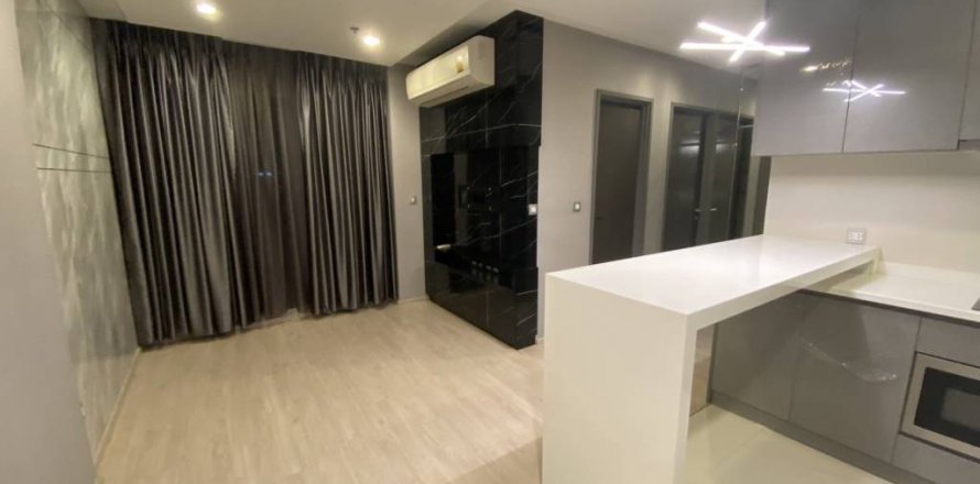 Condo in Bangkok, Thailand, 2 bedrooms  № 86557
