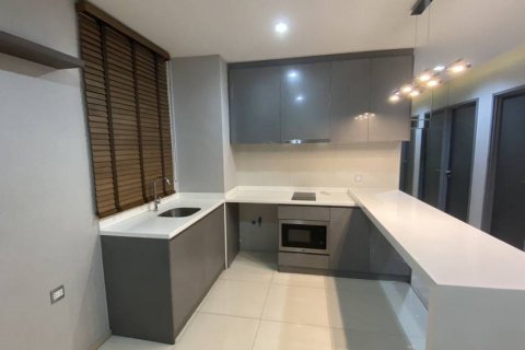 Condo in Bangkok, Thailand, 2 bedrooms  № 86556 - photo 5