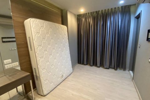 Condo in Bangkok, Thailand, 2 bedrooms  № 86556 - photo 1