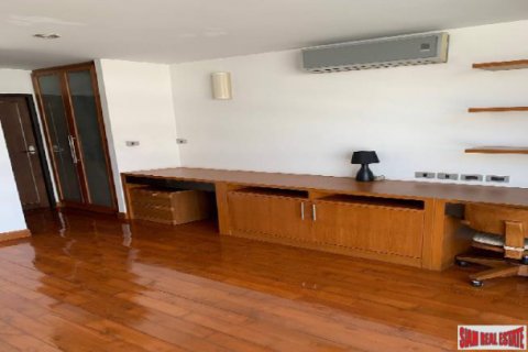 Квартира в Бангкоке, Таиланд с 3 спальнями  № 125642 - фото 24