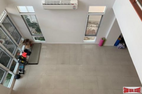 House in Bangkok, Thailand 5 bedrooms № 125636 - photo 18