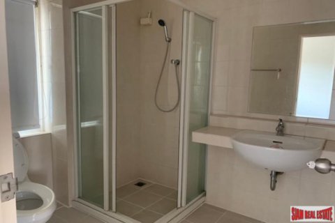 House in Bangkok, Thailand 5 bedrooms № 125636 - photo 3