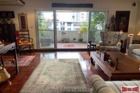 Apartment in Bangkok, Thailand 3 bedrooms № 125638 - photo 21