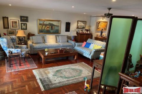 Apartment in Bangkok, Thailand 3 bedrooms № 125638 - photo 22