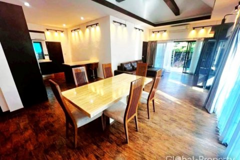 House in Pattaya, Thailand 3 bedrooms № 124185 - photo 8