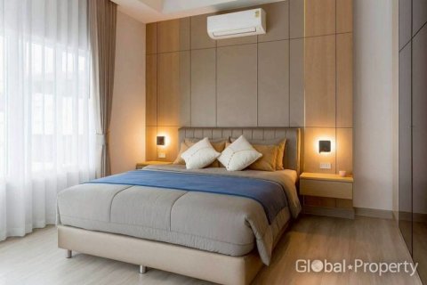 Дом в Паттайе, Таиланд с 5 спальнями  № 124182 - фото 10