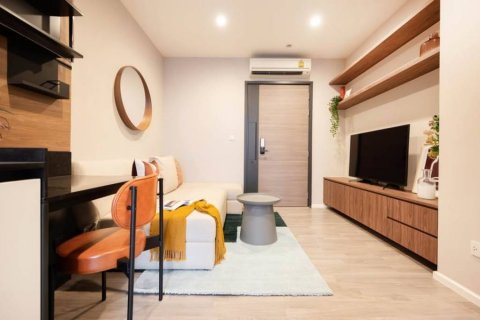 Condo in Bangkok, Thailand, 1 bedroom  № 119755 - photo 4