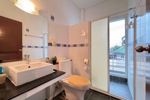 Villa in Pattaya, Thailand 4 bedrooms № 142648 - photo 2