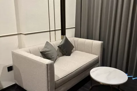 Студия в кондо в Ваттхане, Бангкок, Таиланд № 142647 - фото 2