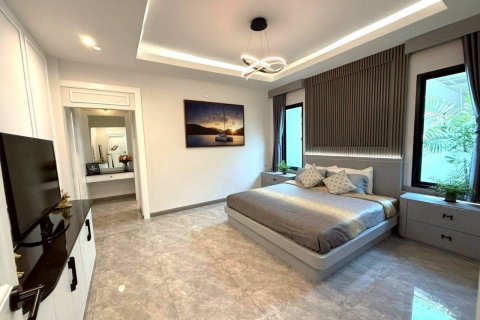 Дом в Паттайе, Таиланд с 4 спальнями  № 133104 - фото 12