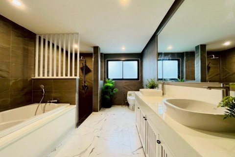 Дом в Паттайе, Таиланд с 4 спальнями  № 133104 - фото 14