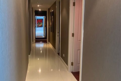 Condo à Pathum Wan, Bangkok, Thaïlande, 3 chambres  № 123624 - photo 7