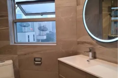 Condo in Pathum Wan, Bangkok, Thailand, 3 bedrooms  № 123626 - photo 17