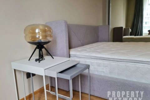 Condo in Pathum Wan, Bangkok, Thailand, 3 bedrooms  № 123626 - photo 9