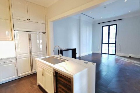 Кондоминиум с 3 спальнями в Патхум Ване, Бангкок, Таиланд № 123627 - фото 1