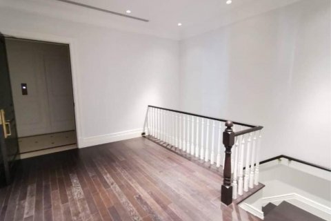 Кондоминиум с 3 спальнями в Патхум Ване, Бангкок, Таиланд № 123627 - фото 12