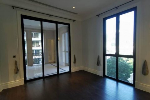 Кондоминиум с 3 спальнями в Патхум Ване, Бангкок, Таиланд № 123627 - фото 6