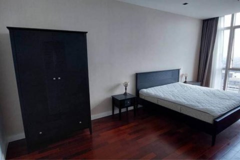 Condo in Pathum Wan, Bangkok, Thailand, 2 bedrooms  № 123623 - photo 3