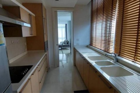 Condo in Pathum Wan, Bangkok, Thailand, 2 bedrooms  № 123623 - photo 5